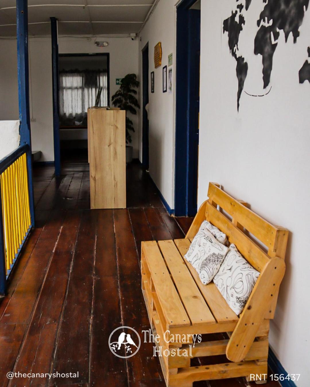 The Canarys Hostal Santa Rosa de Cabal Exterior photo